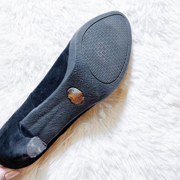 Stuart Weitzman Black Suede Dip Ankle Booties SZ7 - Picture 4 of 7